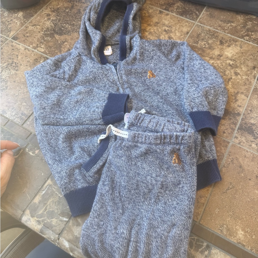 GAP Gray Sweatpants Comfortable Joggers